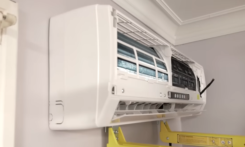 Air conditioner maintenance